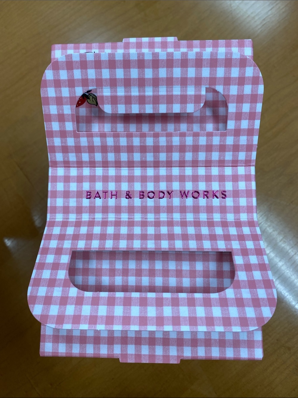 Bath & Body Works Picnic Basket Box DISPLAY - Picture 2 of 3